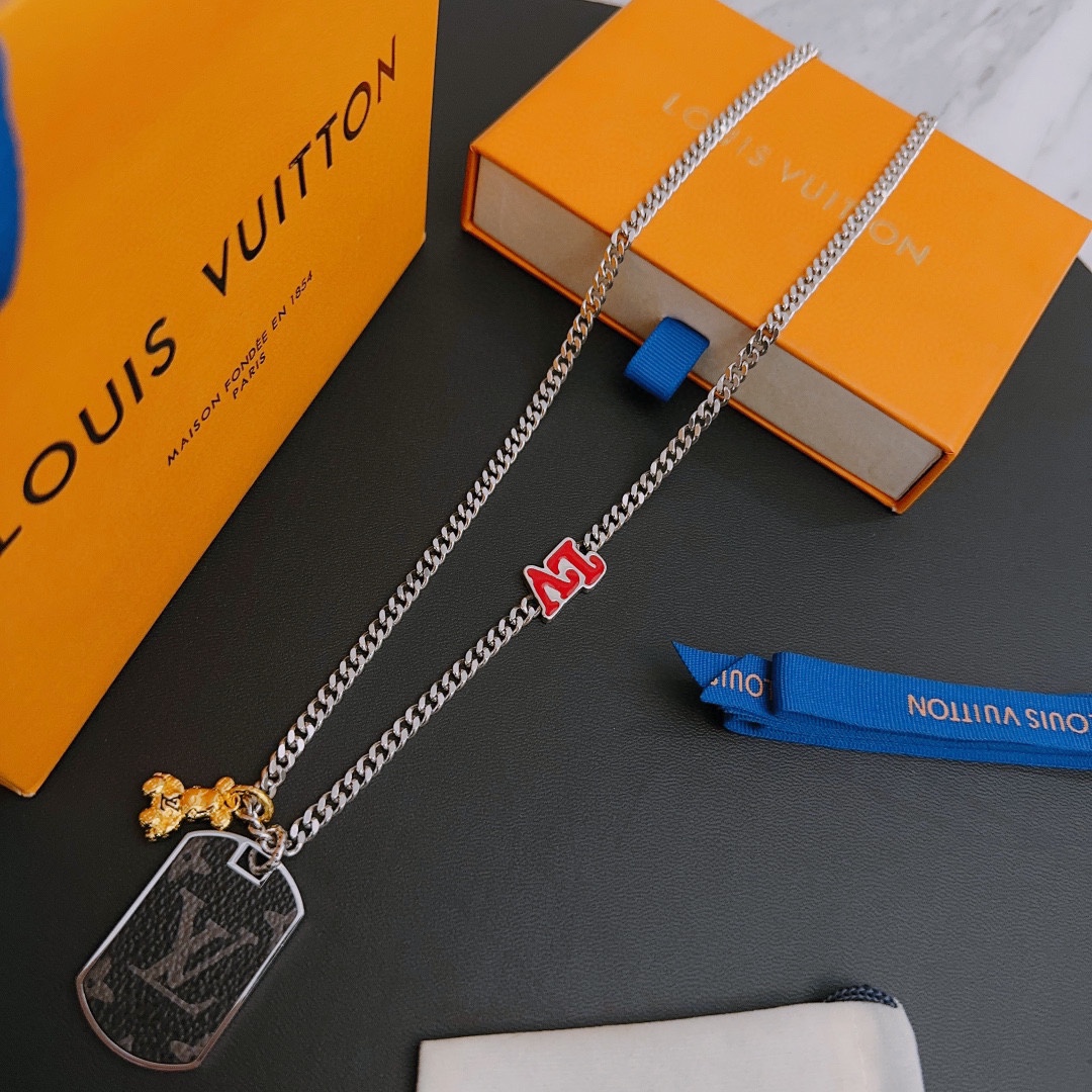 Louis Vuitton Necklaces